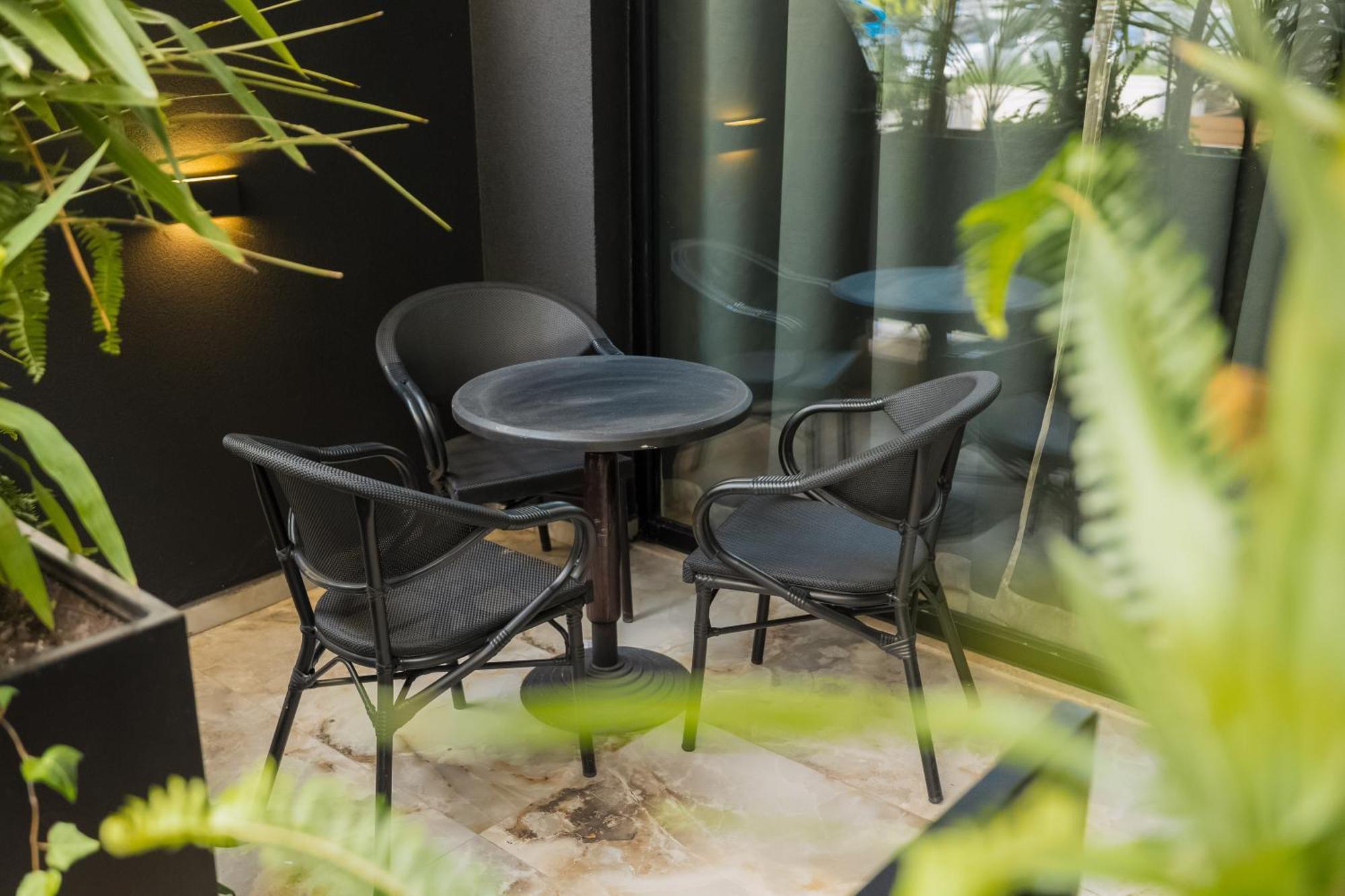 Mustafa Suites Vlorë Exterior foto